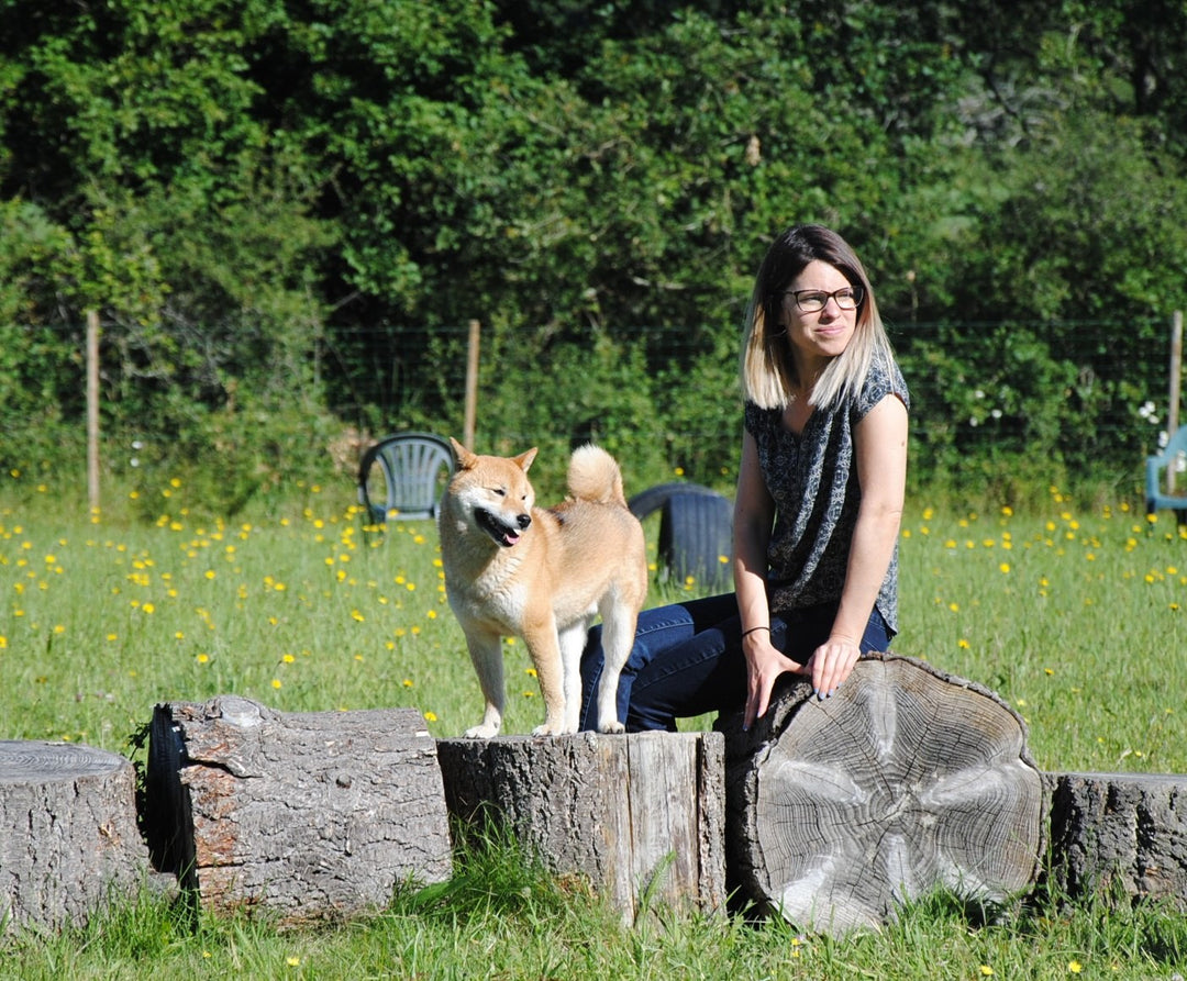 Une jolie découverte...  Isabelle Bien avec Son Chien