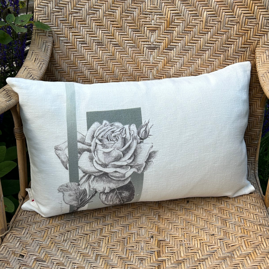 Chedigny Green Pink Linen Cushion